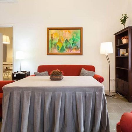 Apartamentos Rg Arenal Seville Bilik gambar